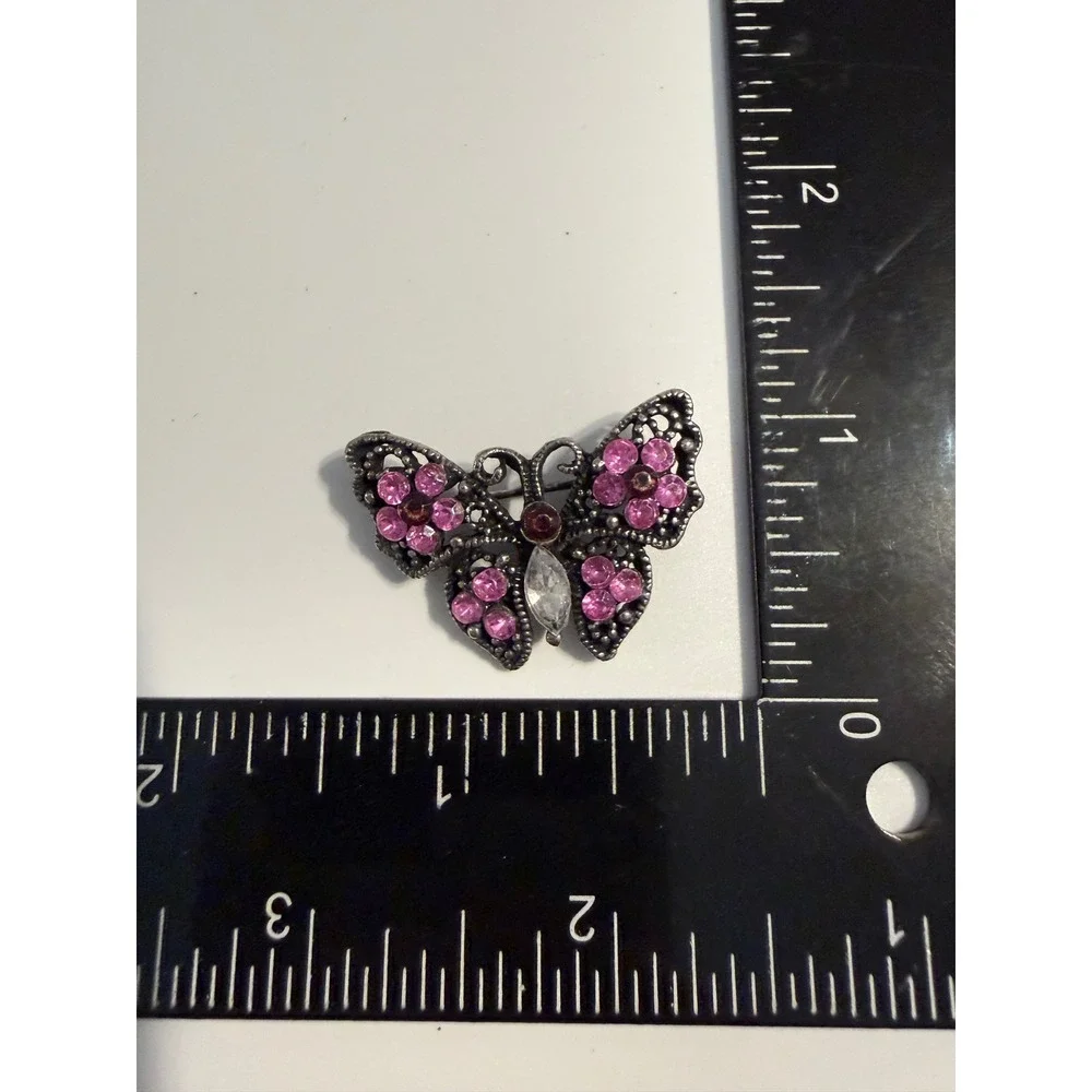 Vintage‎ Silver Tone Pink Rhinestone Butterfly Brooch Pin Filigree Whimsical